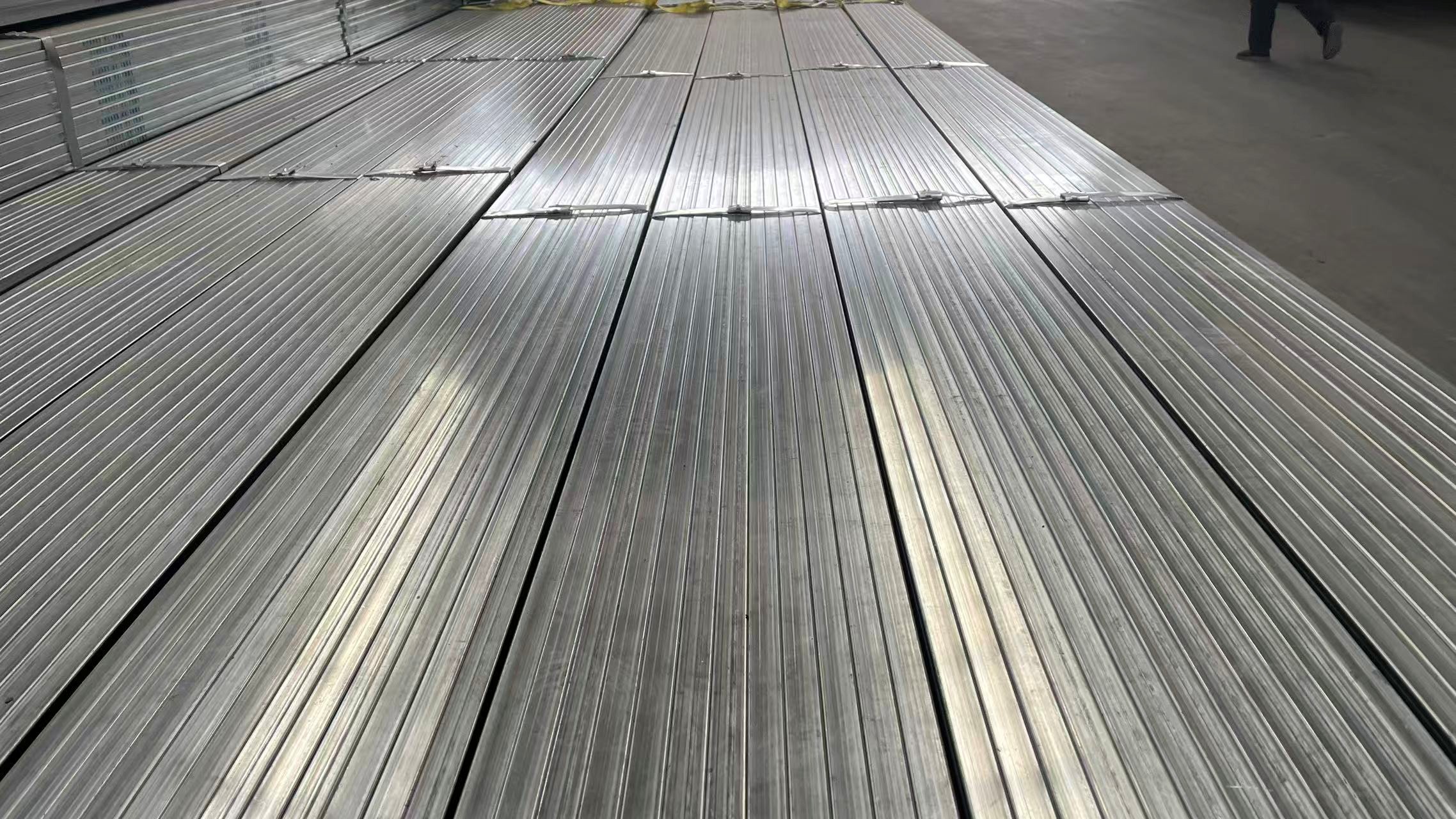 25 mm Galvanized Square Tube view 2